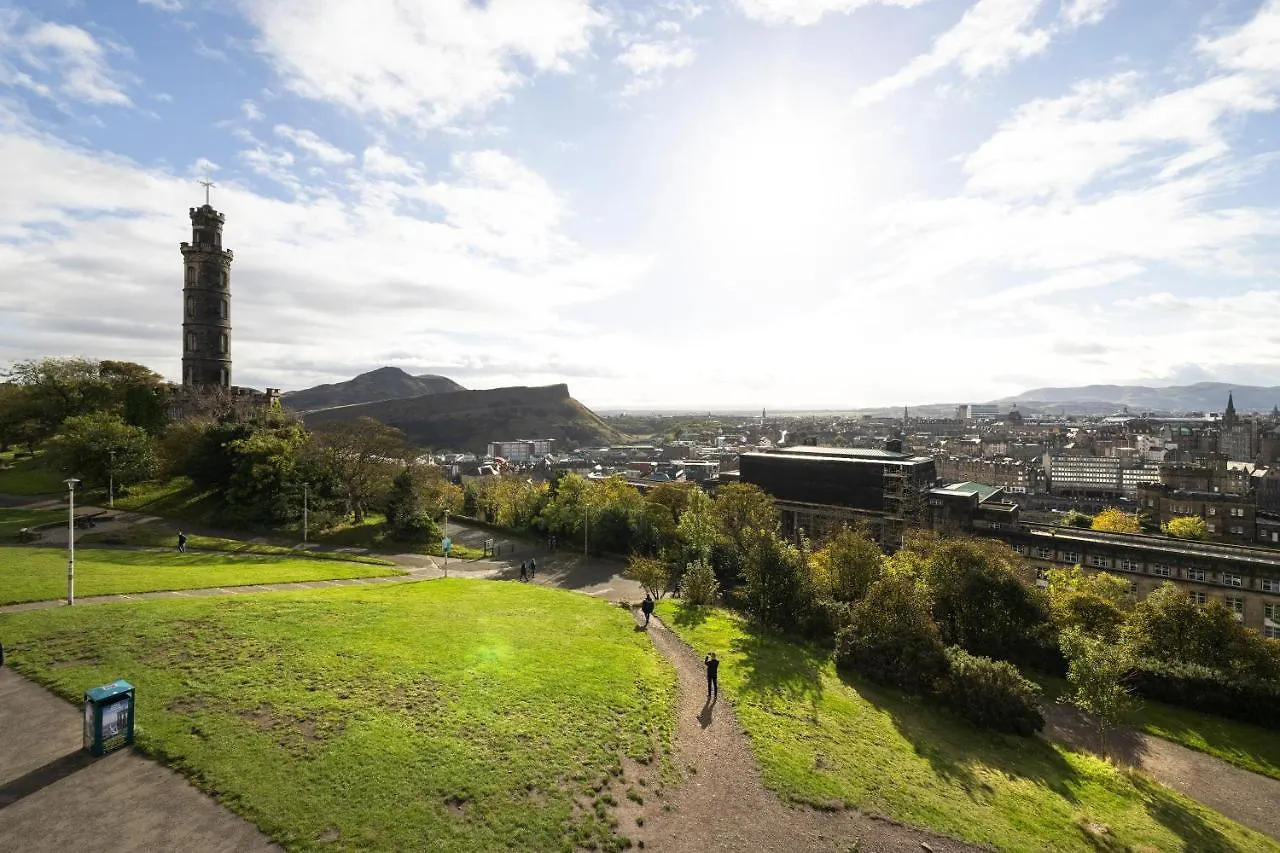 Joivy Observatory House & Apartment Edinburgh