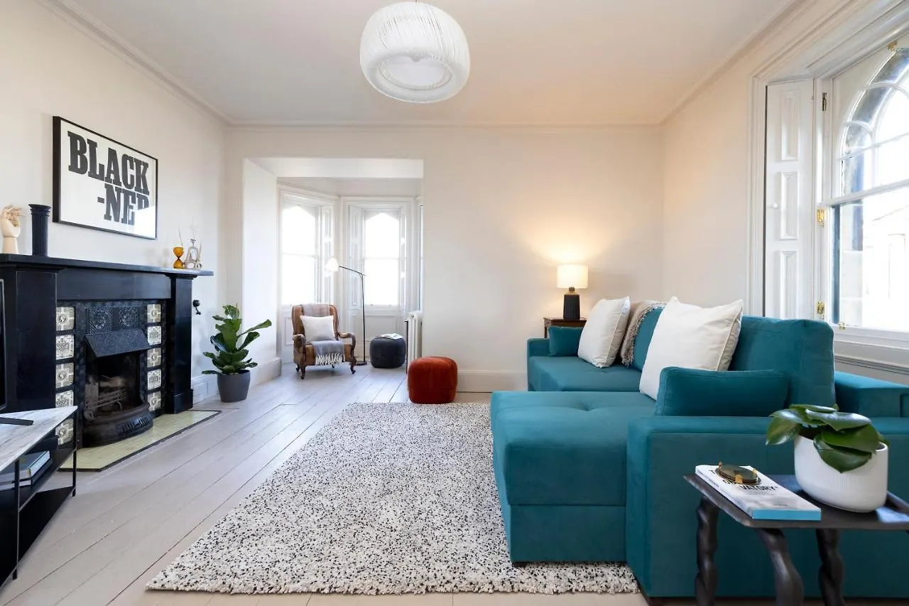 Joivy Observatory House & Apartment Edinburgh 0*,  United Kingdom