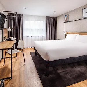 Ibis East-castleford 3*, Wakefield United Kingdom