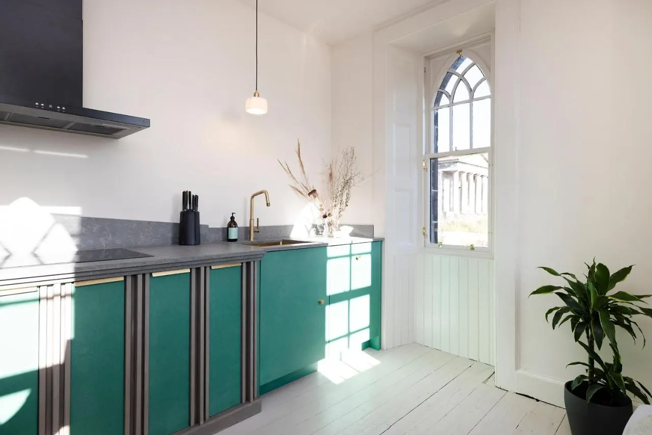 Joivy Observatory House & Apartment Edinburgh 0*,  United Kingdom