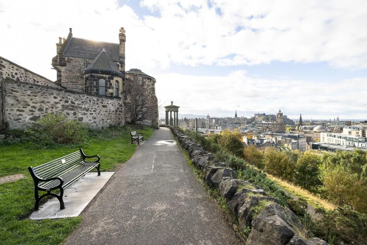 Joivy Observatory House & Apartment Edinburgh Holiday home
