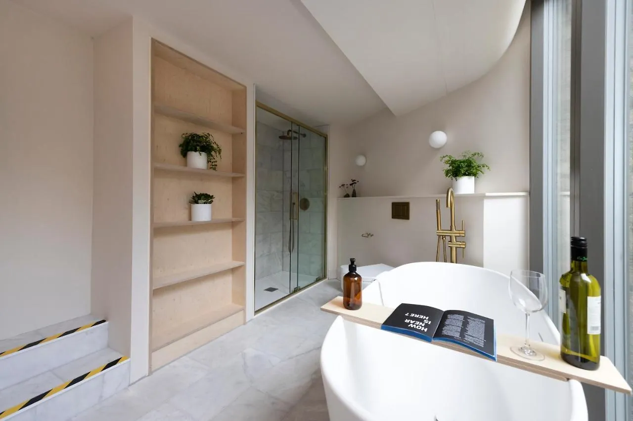 Joivy Observatory House & Apartment Edinburgh